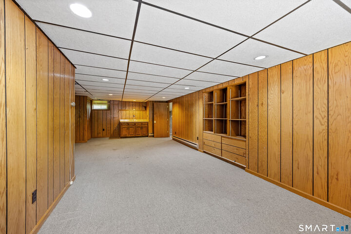 Property Photo: 23 Hart Place 1 CT 06062