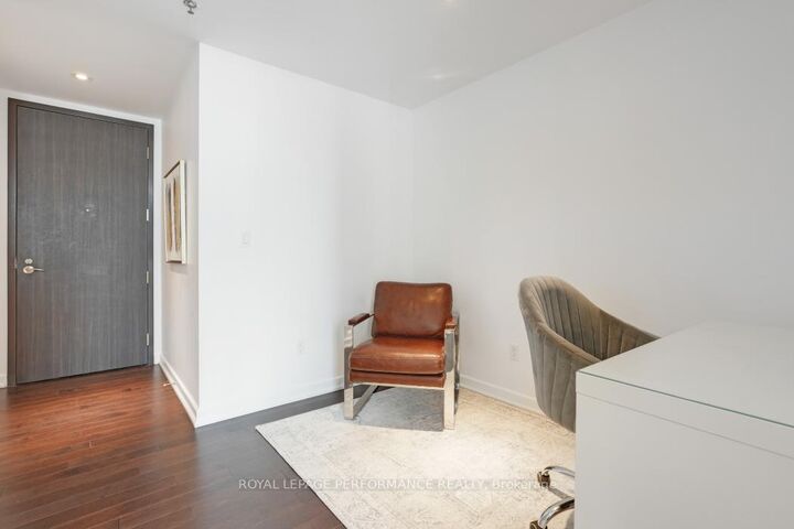 Property Photo: 300 Lisgar Street 702 ON K2P 0E2