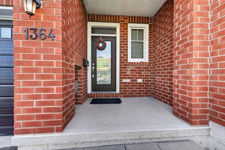 1364 Demers Avenue — photo 1