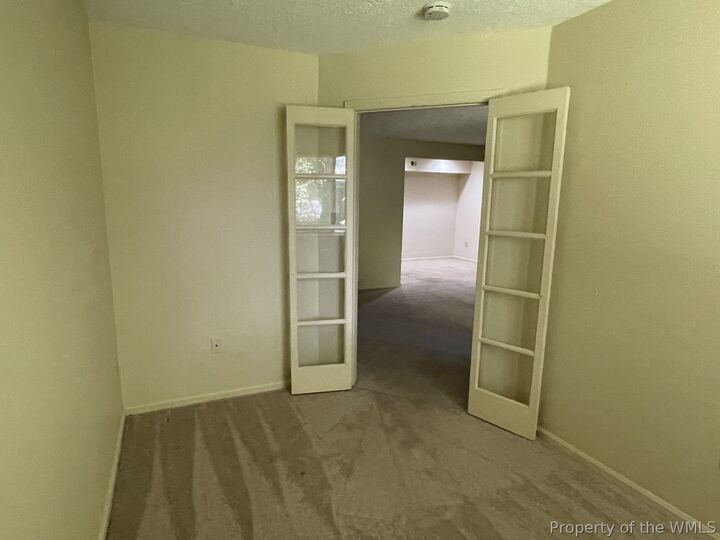 Property Photo: 4003 Governors Square 2 VA 23188