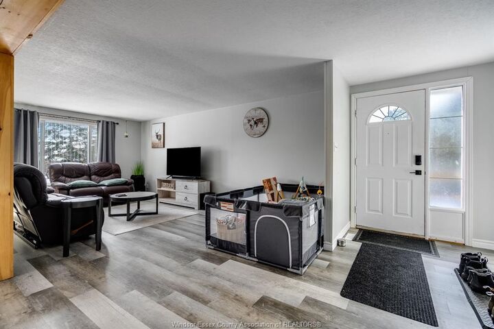 Property Photo: 302 Summerset Avenue ON N9Y 2B9