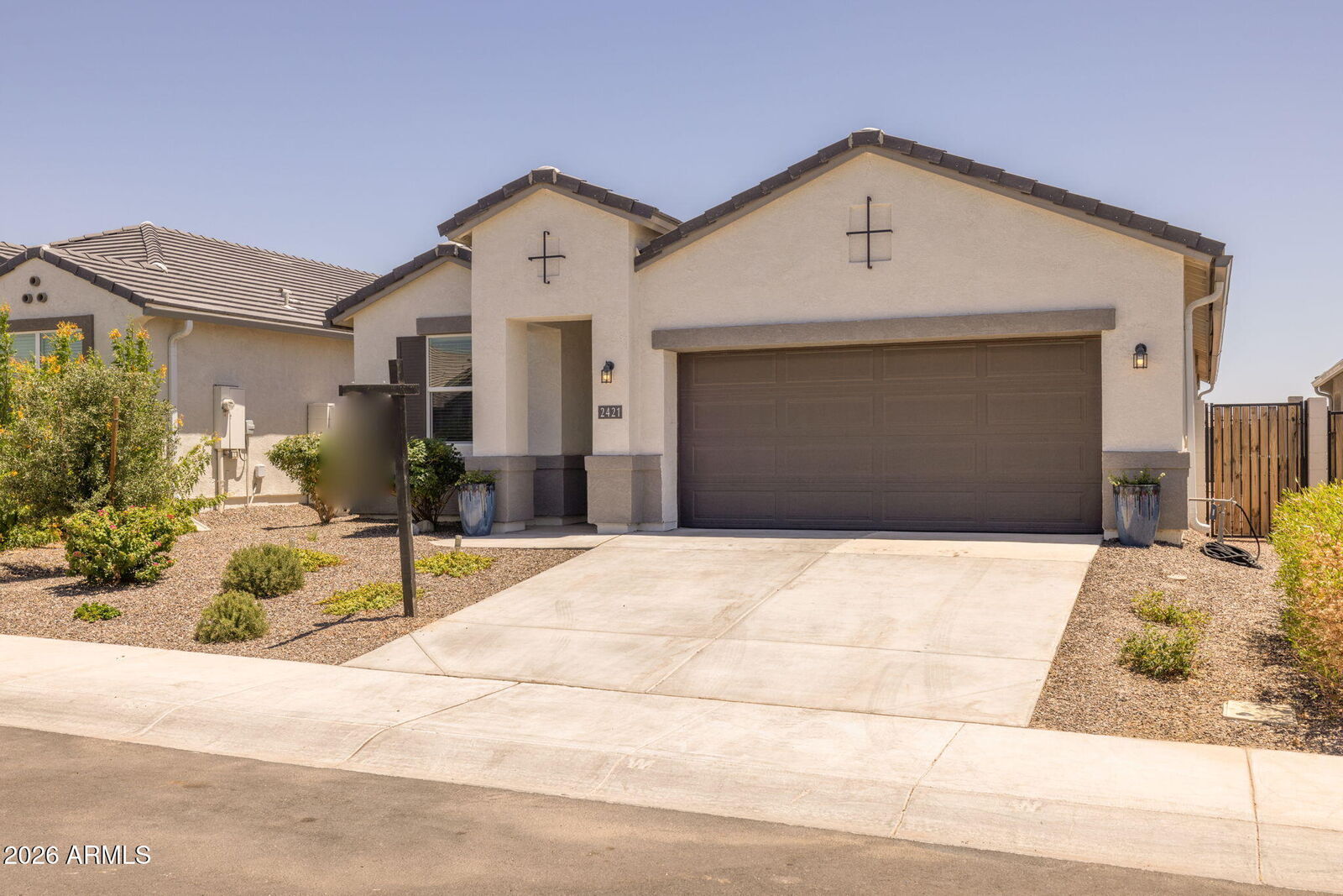 Property Photo:  2421 W Sable Avenue  AZ 85120 