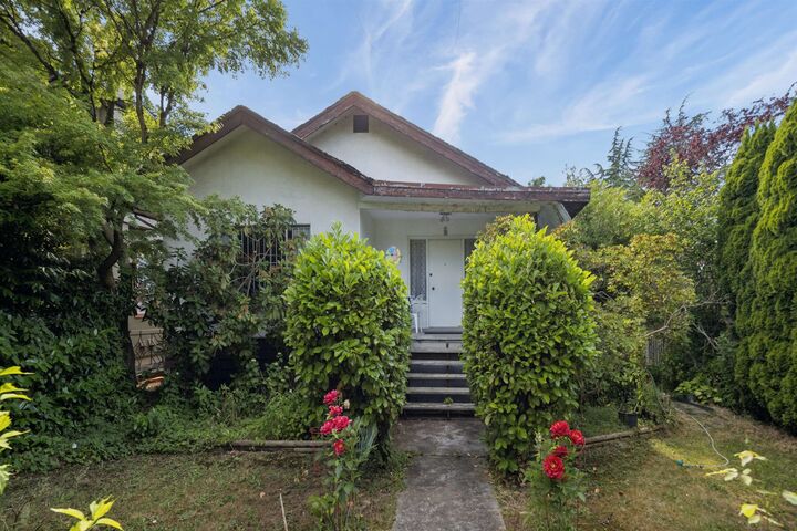 Property Photo: 3707 Arbutus Street BC V6J 3Z8