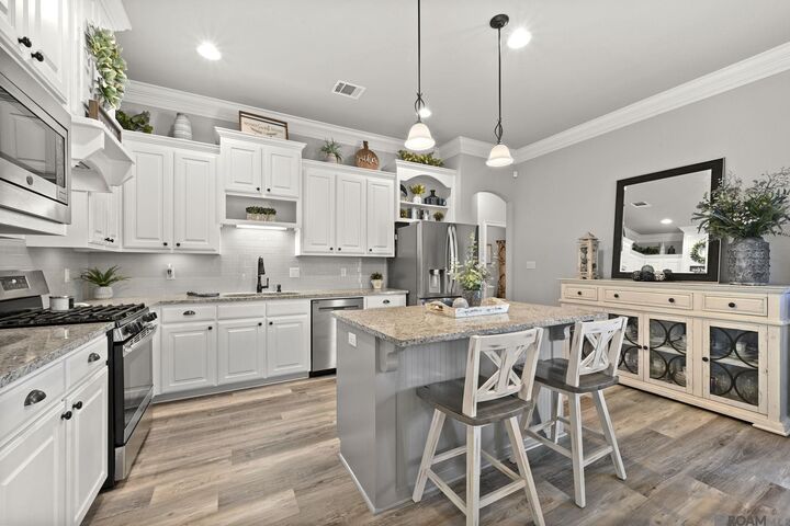 Property Photo:  11376 Oak Run Dr  LA 70734 