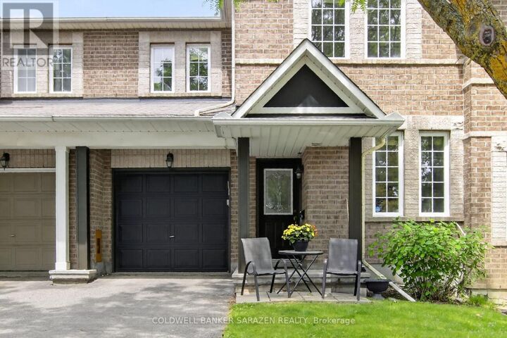 Property Photo: 7 Barnstone Drive ON K2G 6X2