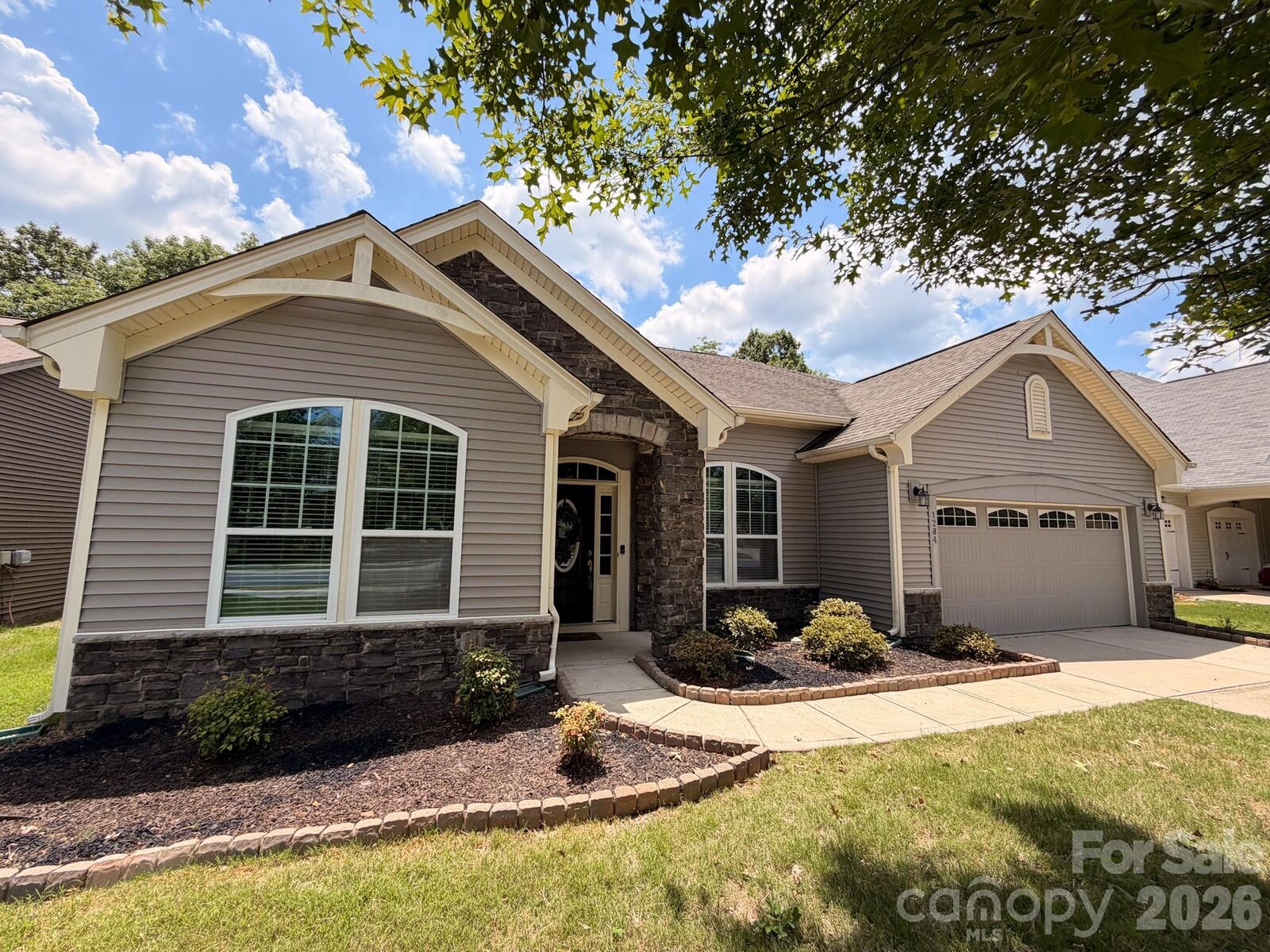 Property Photo: 1284 Kings Grove Drive SC 29745
