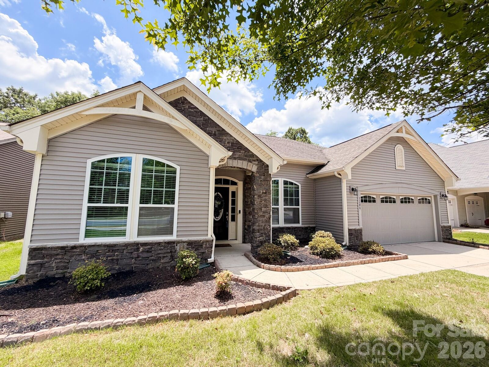 Property Photo:  1284 Kings Grove Drive  SC 29745 