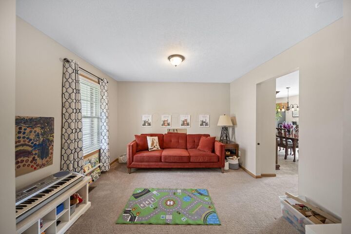 Property Photo: 1092 Oxford N Drive OH 43062