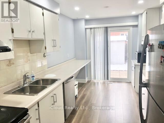 Property Photo: 112 Dumfries Avenue ON L6Z 2X3