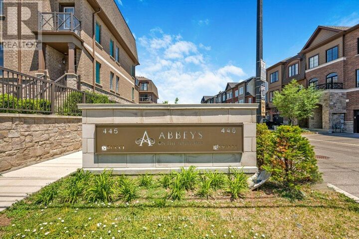 Property Photo: 445 Ontario Street 134 ON L9T 9K4