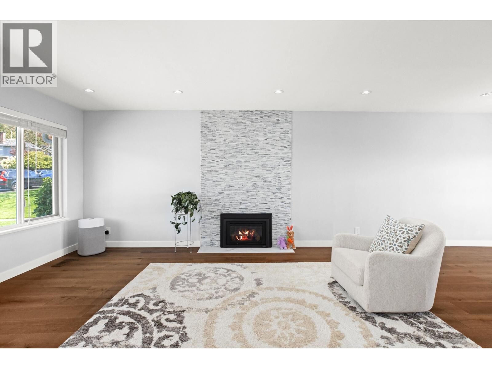 Property Photo:  219 East 26th Street  BC V7N 1A7 