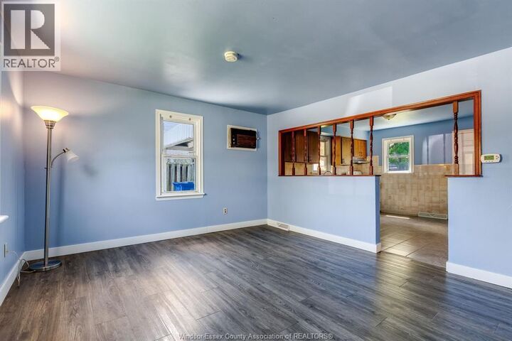 Property Photo: 84 Robinson Street ON N8H 1Z4