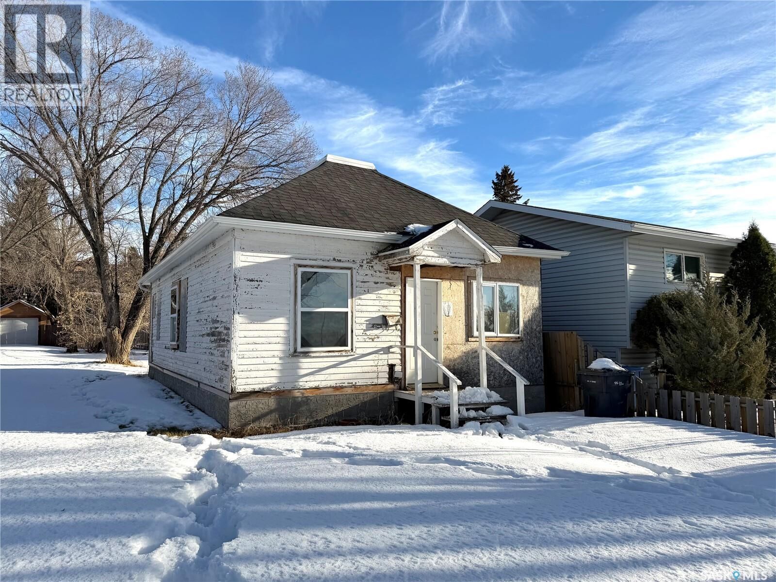 Property Photo:  1246 96th Street  SK S9A 3W5 