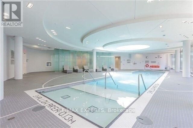Property Photo: 14 York Street 1706 ON M5J 0A9