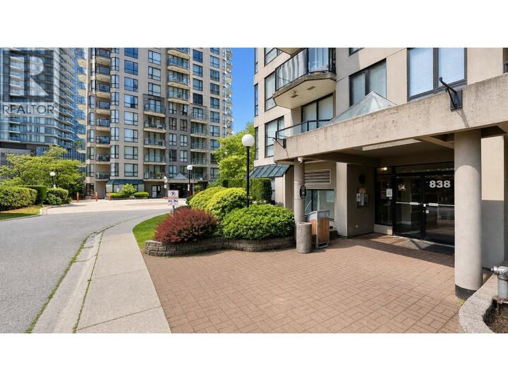 Property Photo:  838 Agnes Street 1405  BC V3M 6R3 