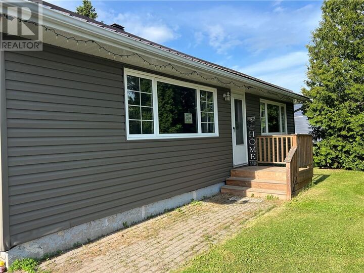 Property Photo: 44 King W ON P0M 2W0