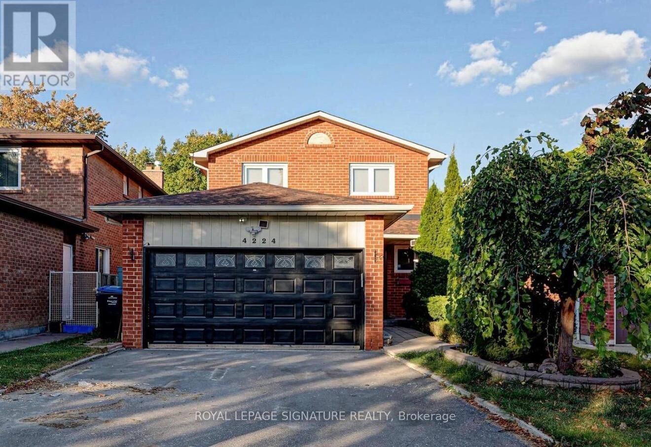 Property Photo: 4224 Angeloni Drive ON L4Z 2S9