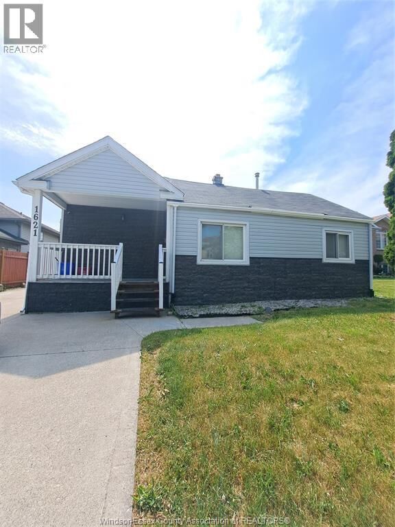 Property Photo: 1621 California Avenue ON N9B 3A4