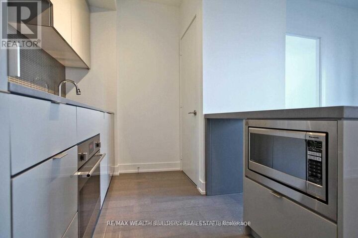 Property Photo:  7 Grenville Street 1103  ON M4Y 1A1 
