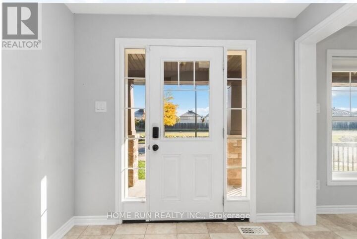 Property Photo:  126 Switch Grass Crescent  ON K2J 5Z3 