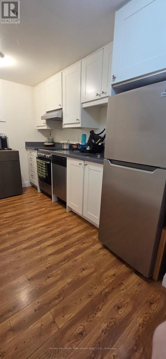 Property Photo:  94 Glenholme Avenue  ON M6H 3B1 