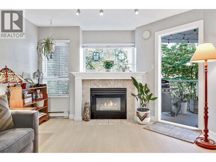Property Photo: 1738 Frances Street 207 BC V5L 1Z6
