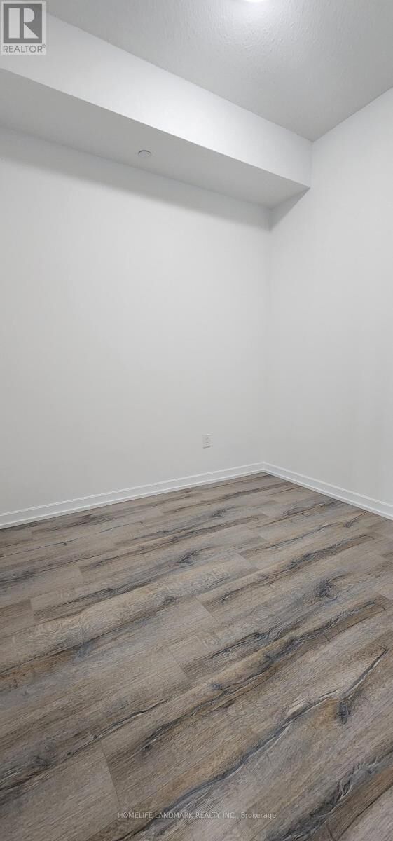 Property Photo:  52 Forest Manor Road 1011  ON M2J 0E2 
