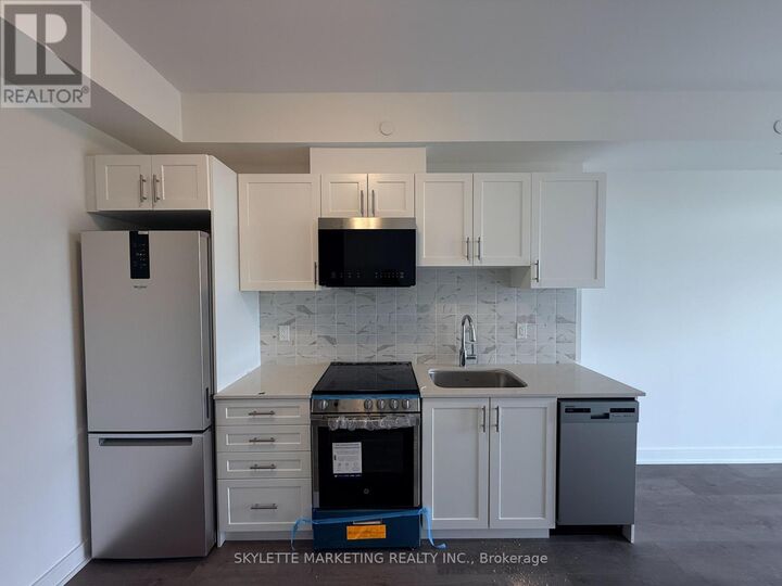 Property Photo: 705 Davis Drive 204 A ON L3Y 0J1