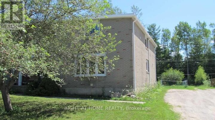 Property Photo:  230 Cindy Lane  ON L0M 1B0 