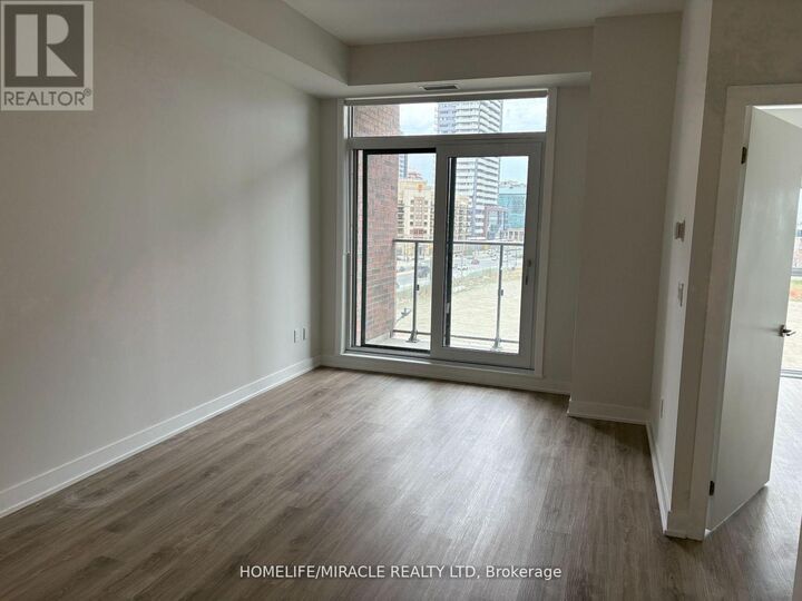 Property Photo:  430 Square One Drive 313  ON L5B 0L6 
