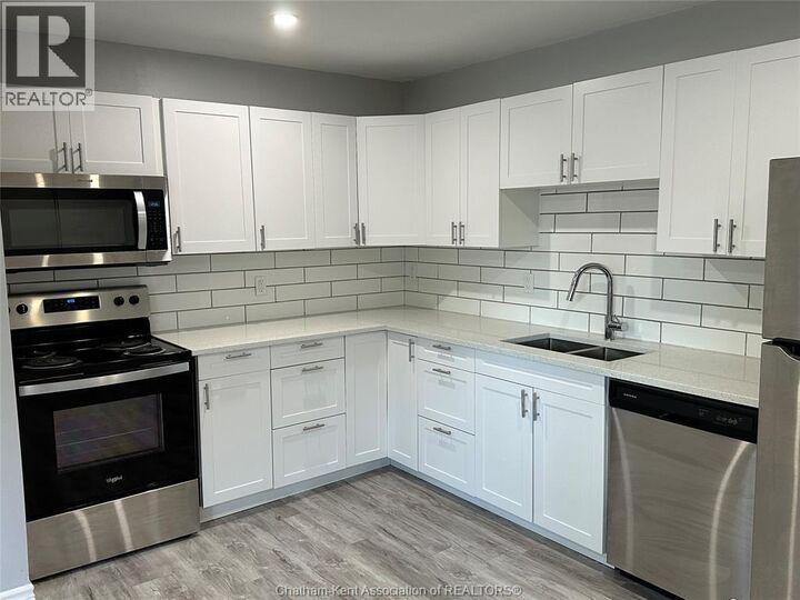 Property Photo:  222 St. Clair Street 108  ON N7L 3J7 