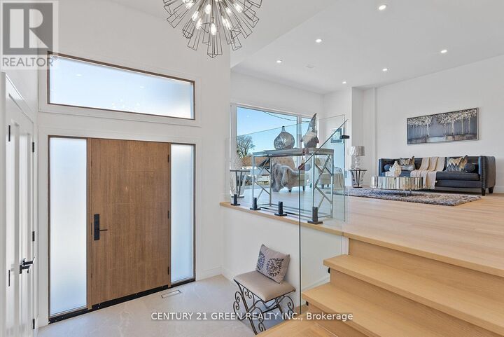 Property Photo:  67 Bexhill Avenue  ON M1L 3B7 