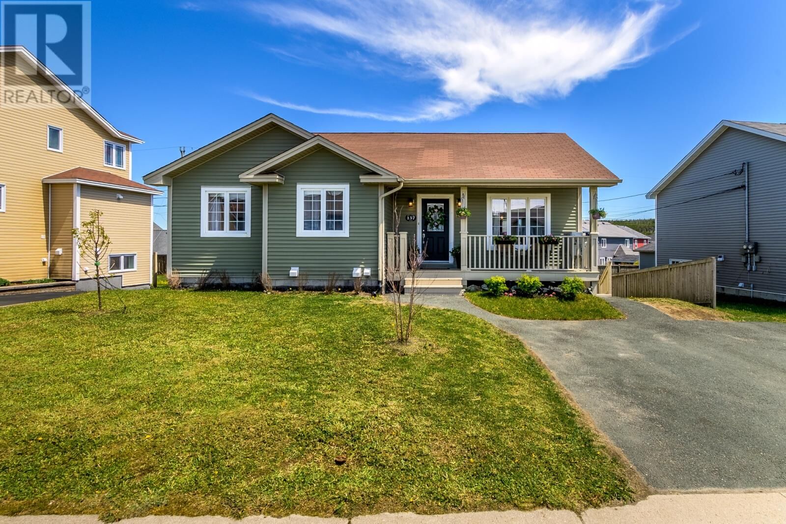 Property Photo:  137 Great Eastern Avenue  NL A1B 0J9 