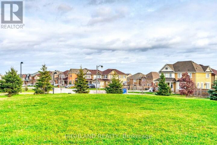Property Photo: 268 Ruhl Drive ON L9T 8J8