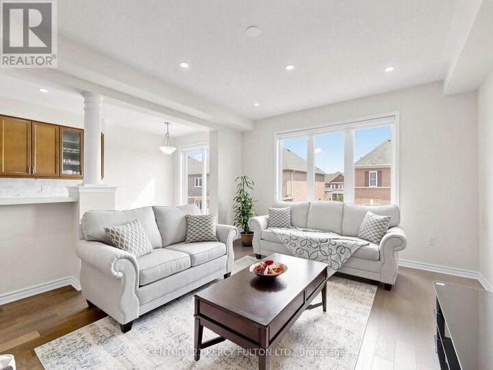 Property Photo: 2715 Sapphire Drive ON L1X 0G3
