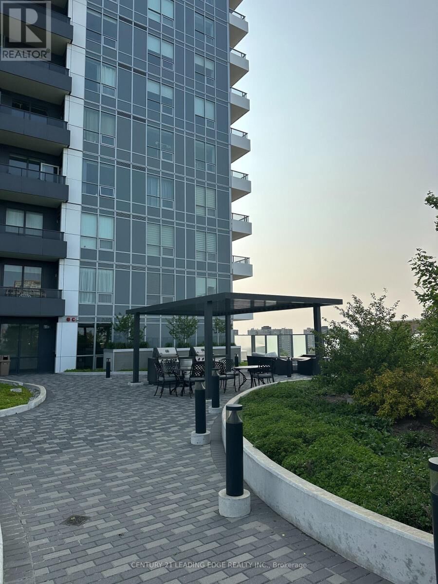 Property Photo: 3121 Sheppard Avenue East 827 ON M1T 3J7