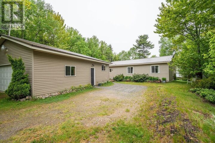 Property Photo: 1088 Four Seasons Dr ON P0S 1E0