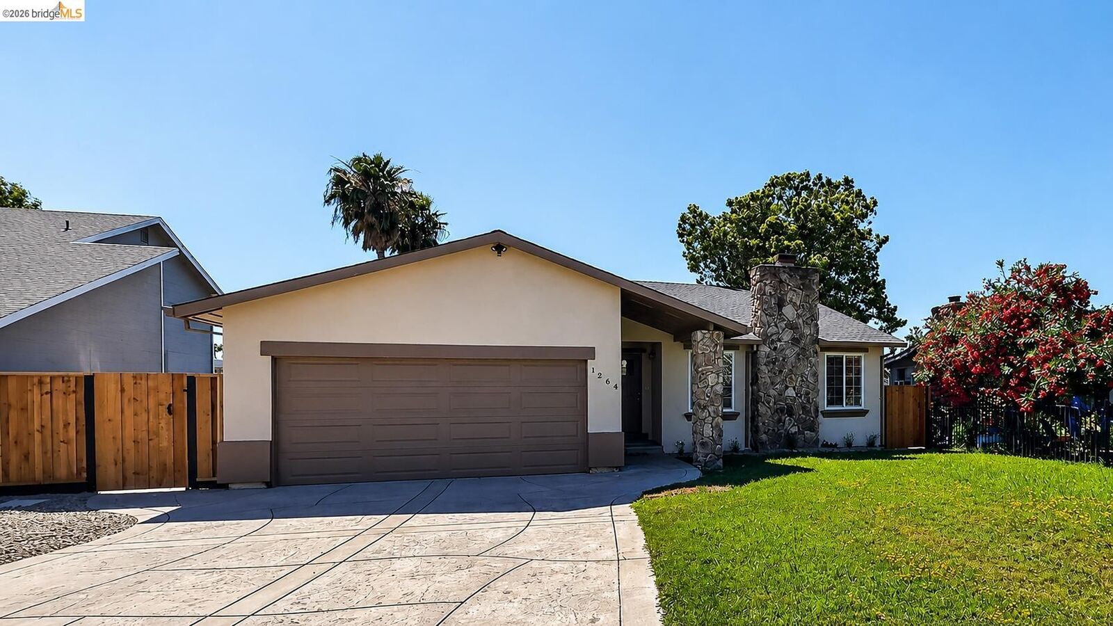 Property Photo: 1264 Beach Ct CA 94505