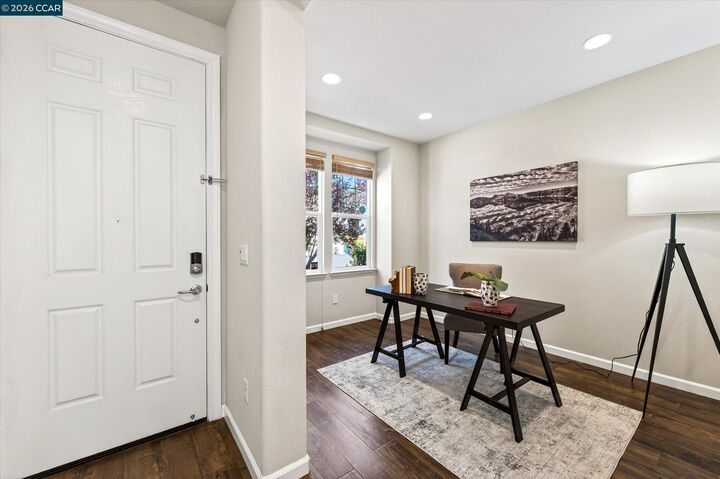 Property Photo:  230 Latera Ct.  CA 94582 