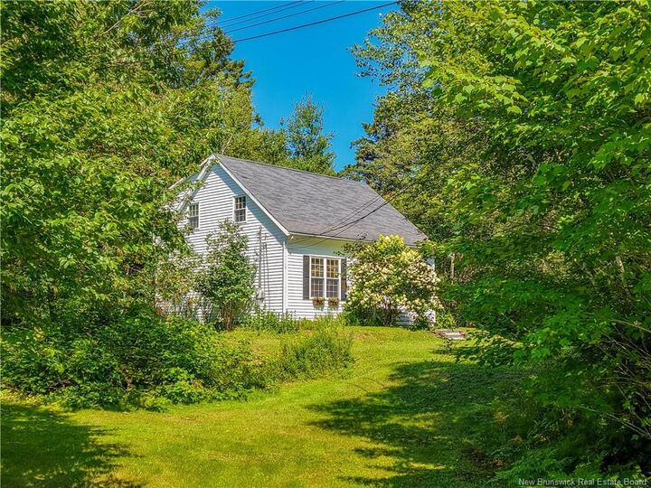 Photo de la propriété: 84 Tudor Avenue NB E3C 1X6