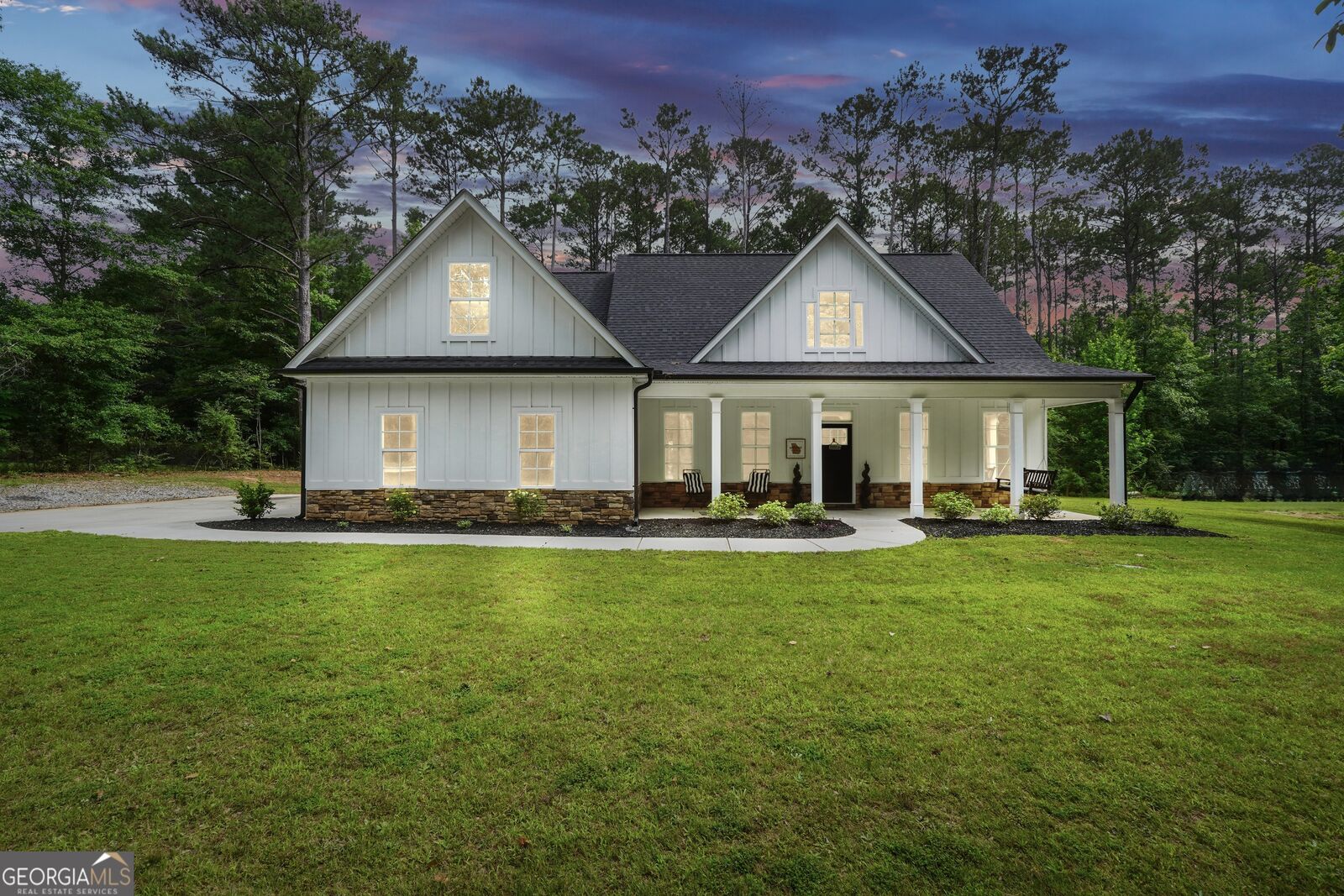 Property Photo: 1577 Stark Road GA 30233