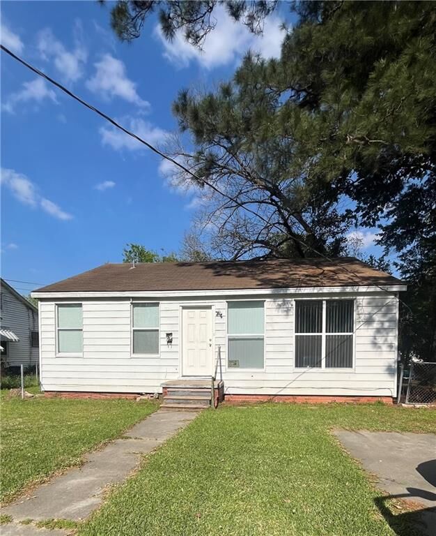 Property Photo: 47 Chester Street LA 71301