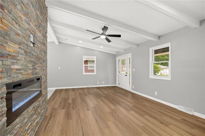 Property Photo:  1905 Rosewood Terrace  MO 64503 