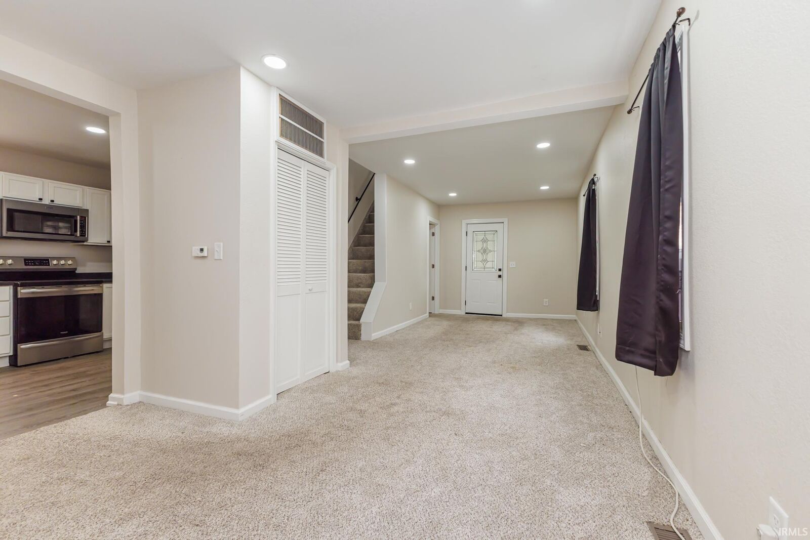 Property Photo: 1236 Ogan Avenue IN 46750