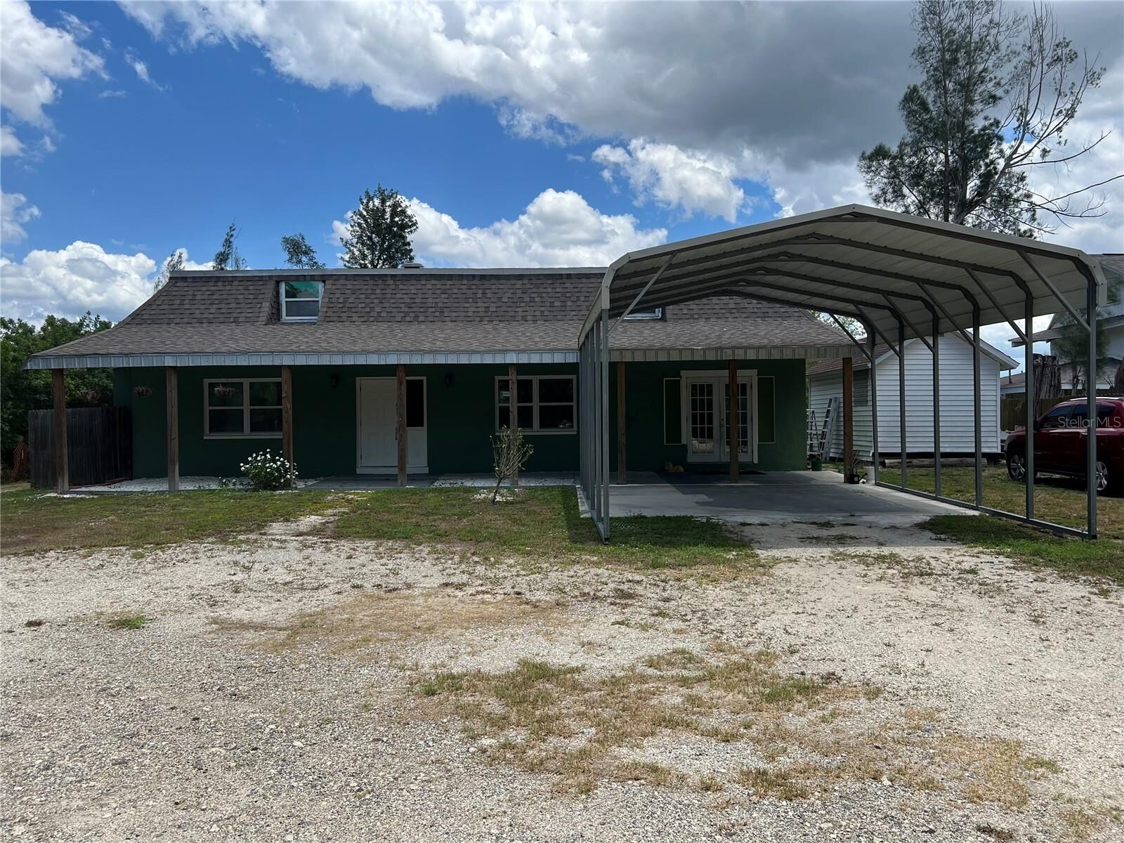 Property Photo:  16150 Aralia Drive  FL 33955 