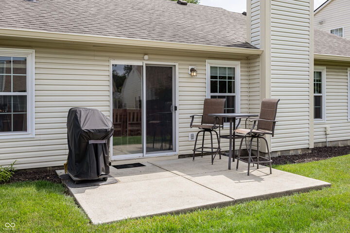 Property Photo: 10542 Cedar Drive IN 46037