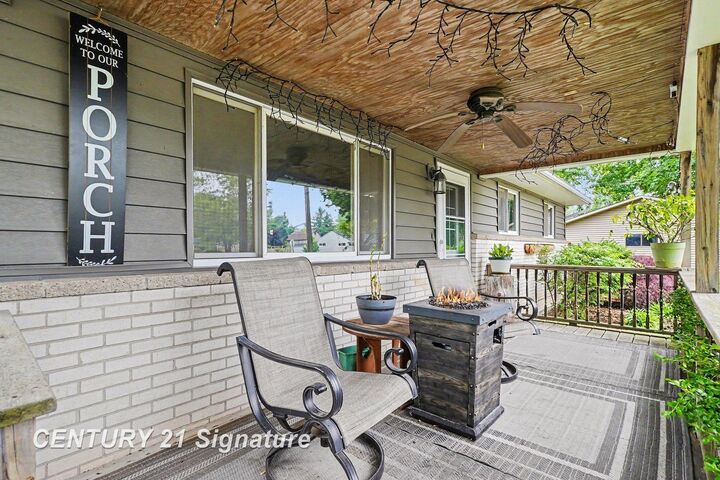 Property Photo:  220 S 7th Street  MI 48623 