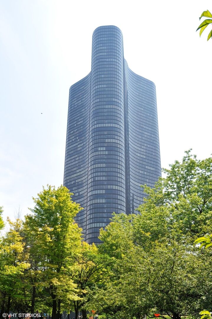 Property Photo: 505 N Lake Shore Drive 405 IL 60611