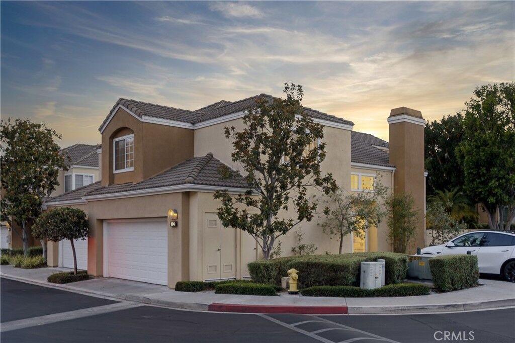 Property Photo:  104 Sandcastle  CA 92656 