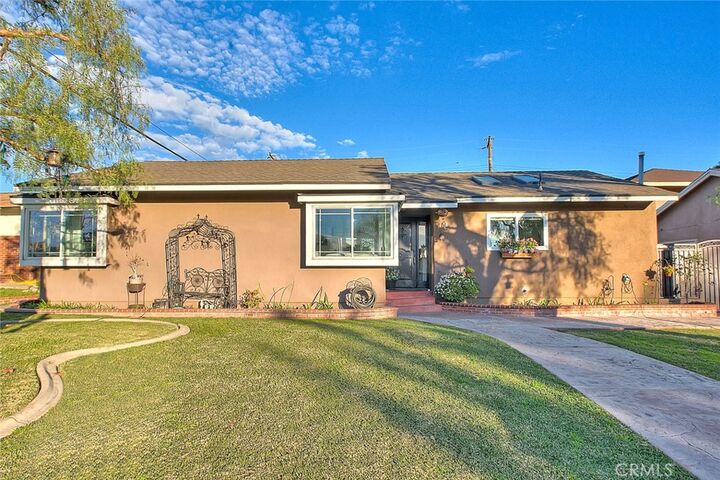 Property Photo:  1862 Bonnie Brae  CA 91767 